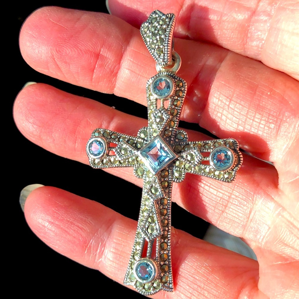 LARGE CROSS WITH SKY BLUE CRYSTALS  AND MARCASITES SET IN SILVER PENDANT